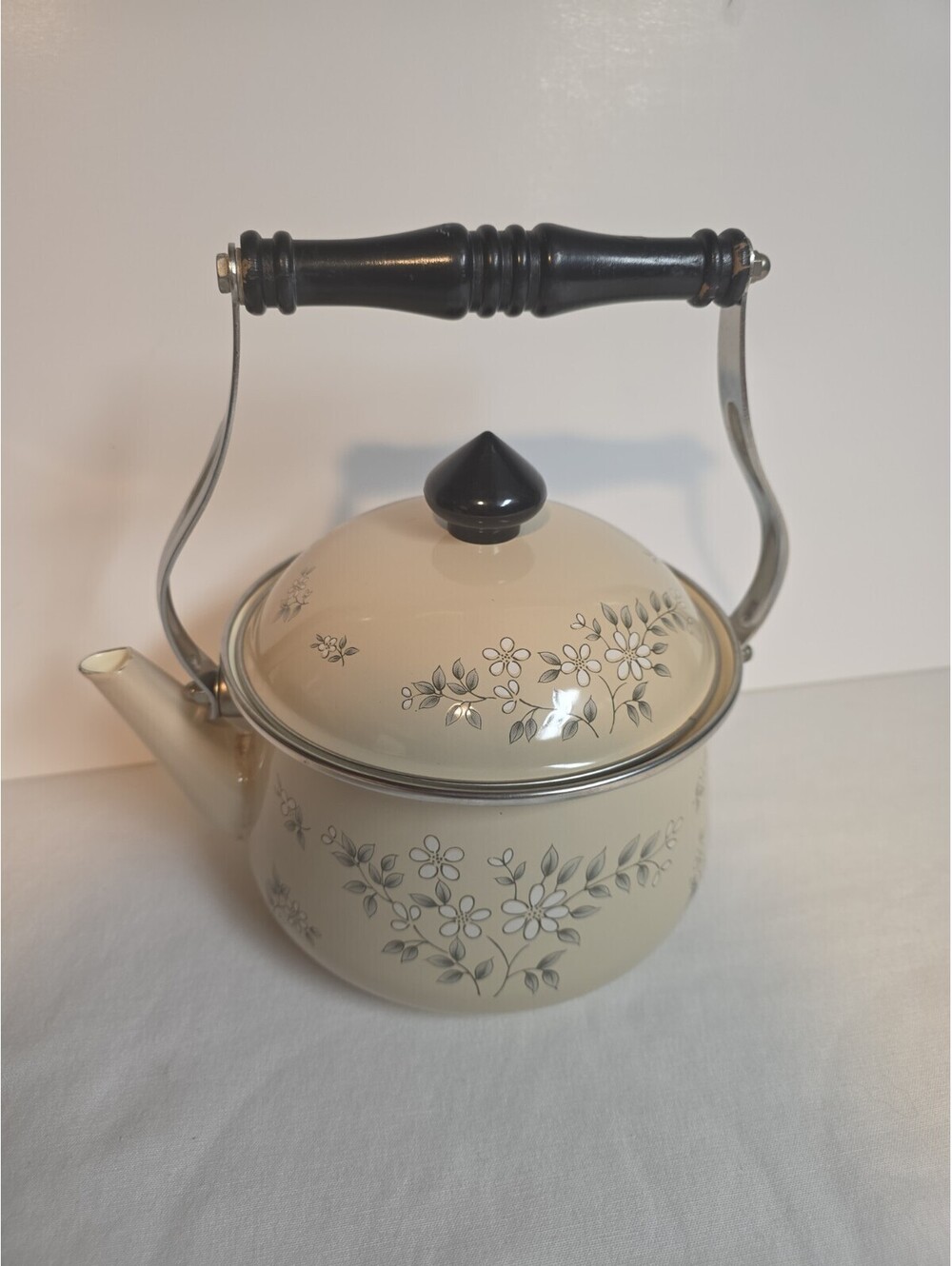 Vtg Cream Enamelware Tea Kettle Gray Floral Sketch Pot Wood Swing Handle